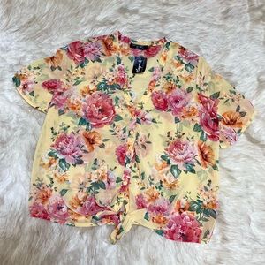 NWT Floral Top